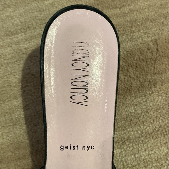 Pumps, Nancy Nancy, Geist NYC - Picture 9 of 12